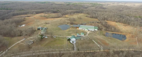 321 Bellview Road, Waverly, TN 37185