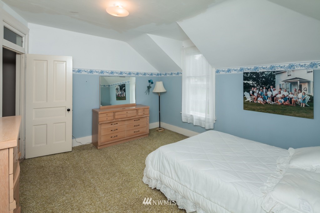 7570 Hannegan Road Lynden, WA 98264 - Photo 13 of 21 Gallery Image 13
