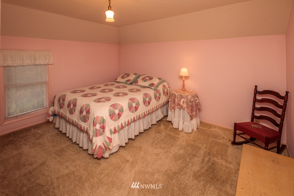 7570 Hannegan Road Lynden, WA 98264 - Photo 14 of 21 Gallery Image 14