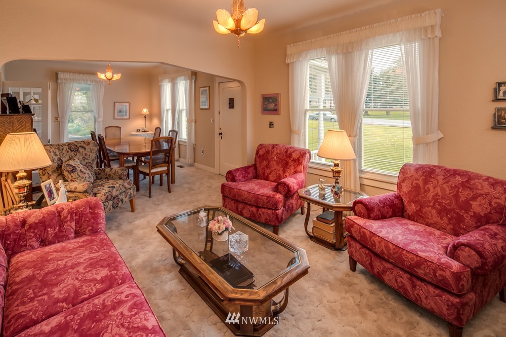 7570 Hannegan Road Lynden, WA 98264 - Photo 3 of 21 Gallery Image 3