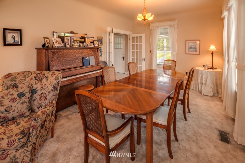 7570 Hannegan Road Lynden, WA 98264 - Photo 4 of 21 Gallery Image 4