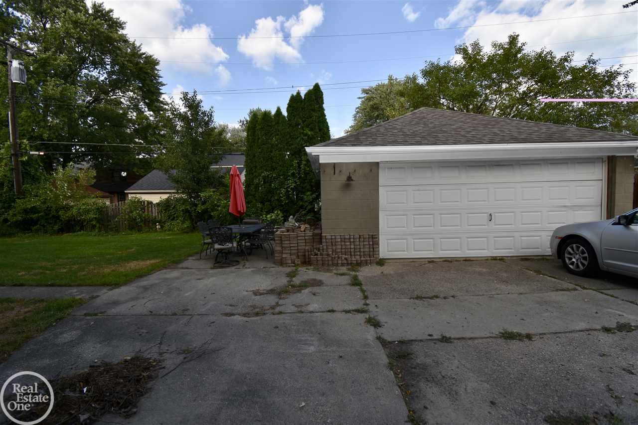 488 Fisher Road Grosse Pointe Farms, MI 48230 - Photo 40 of 40