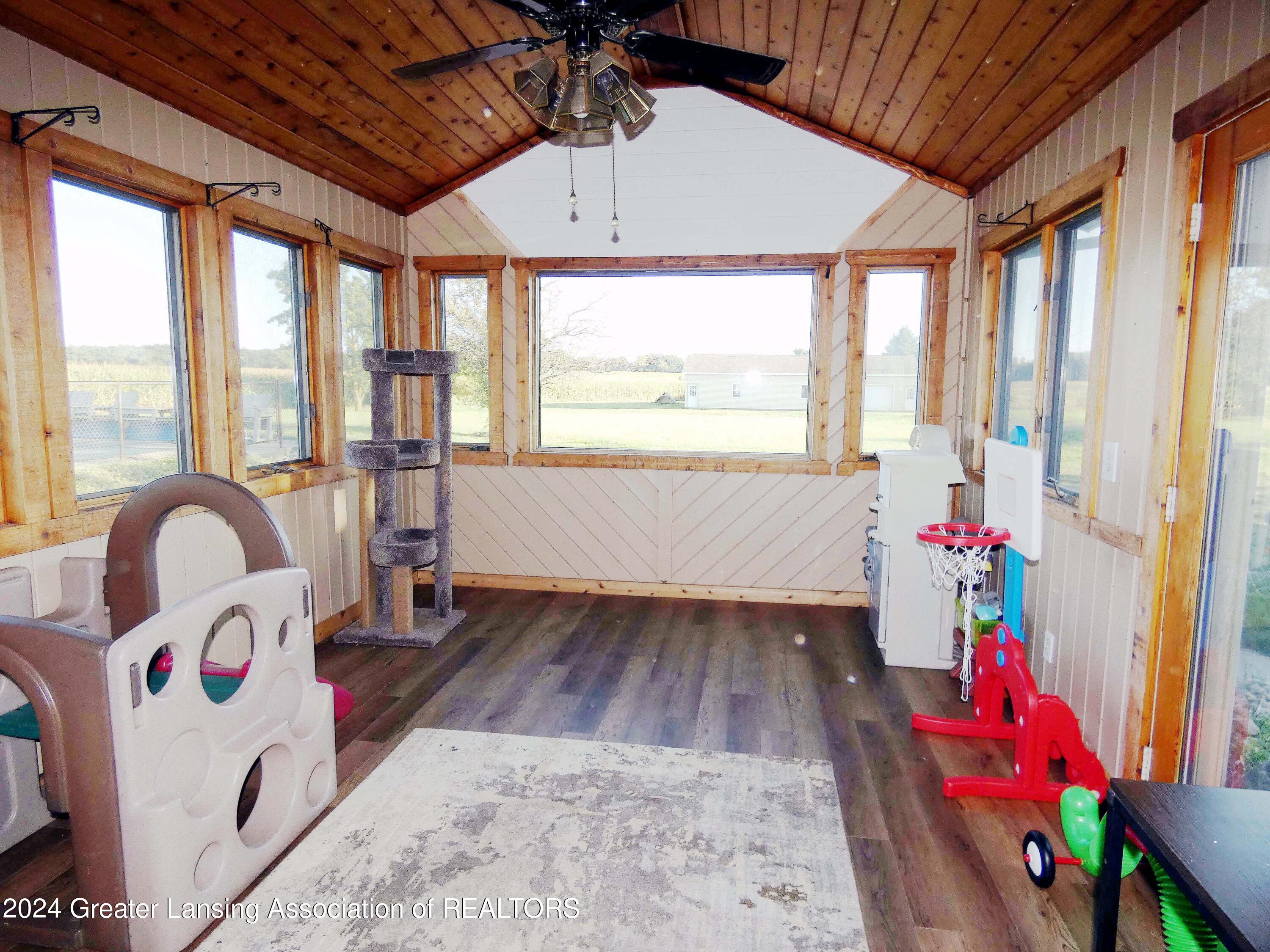 5963 West Chadwick Road Dewitt, MI 48820 - Photo 12 of 38 Sunroom