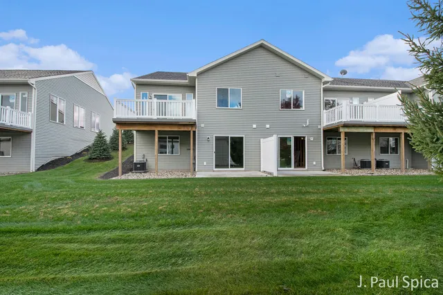 $299,900 | 1211 Madera Court, Byron Center, MI 49315