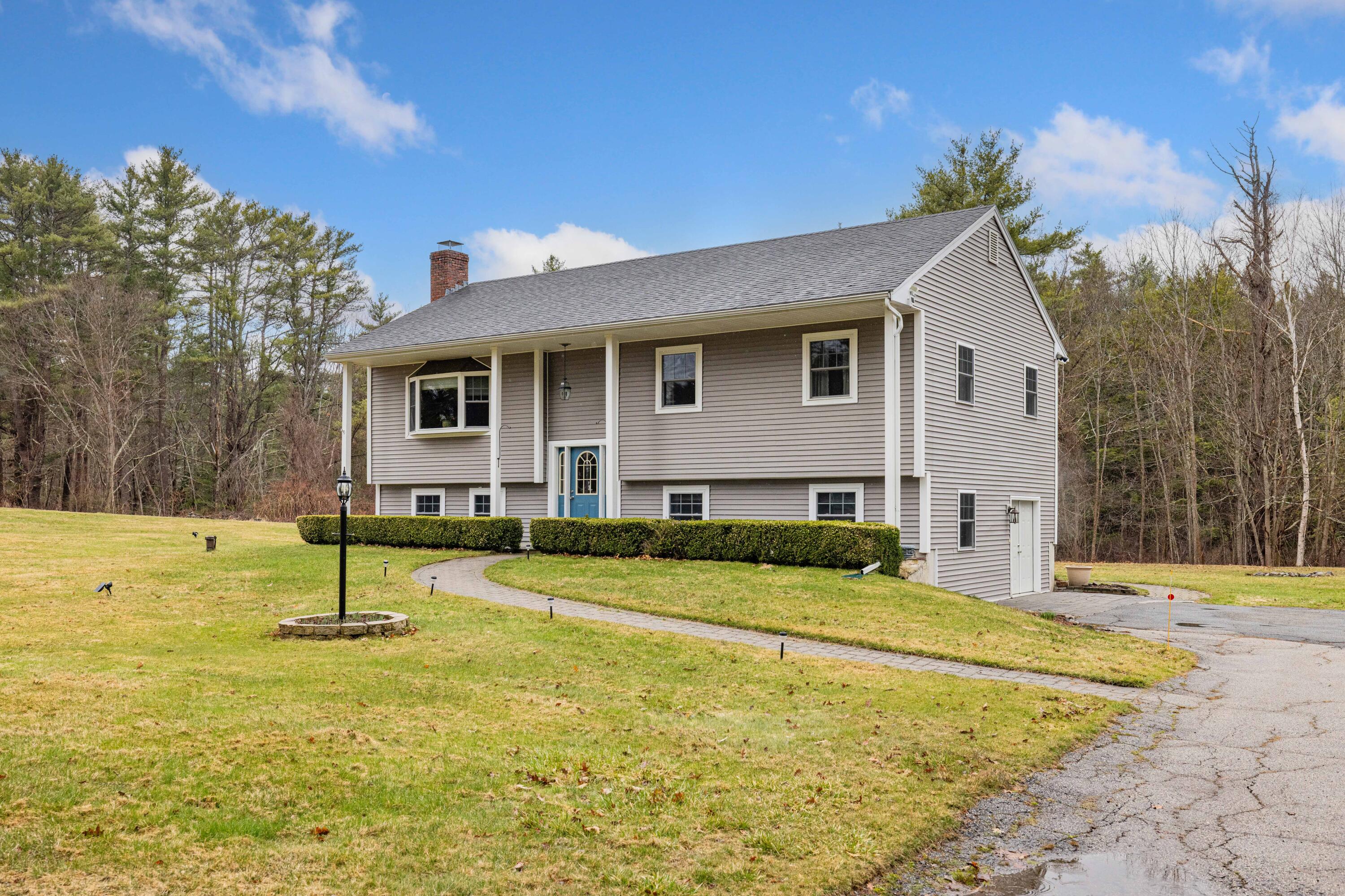 205 Birch Hill Road York, ME 03909 - Photo 2 of 22 3G0A5348