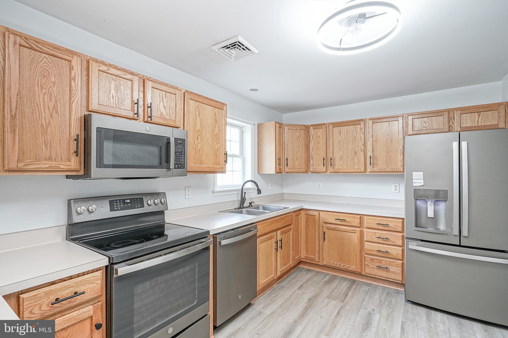 167 Watsons Mill Road Elmer, NJ 08318 - Photo 4 of 37