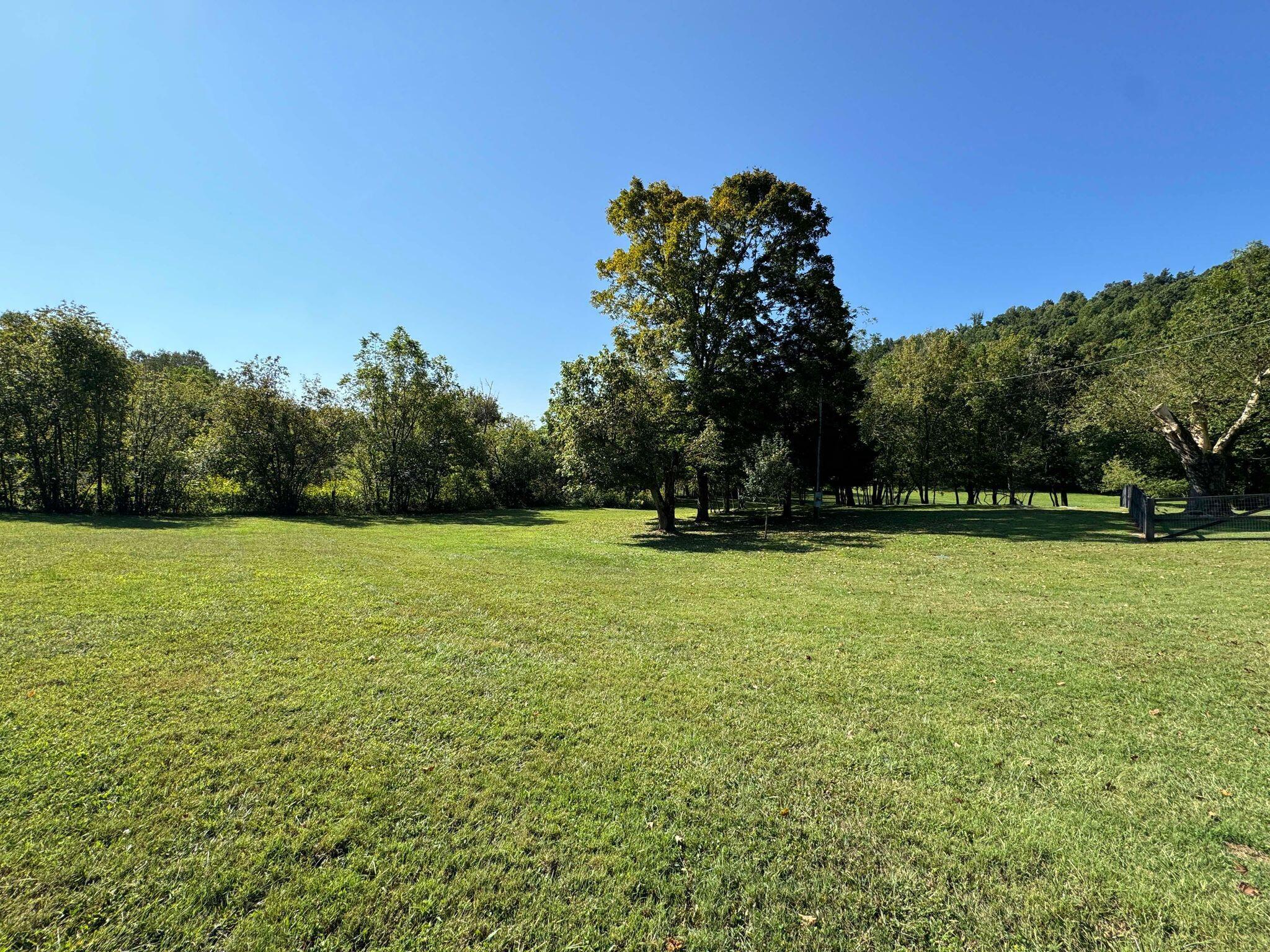1201 Cherry Grove Road Somerset, KY 42501 - Photo 14 of 40 10