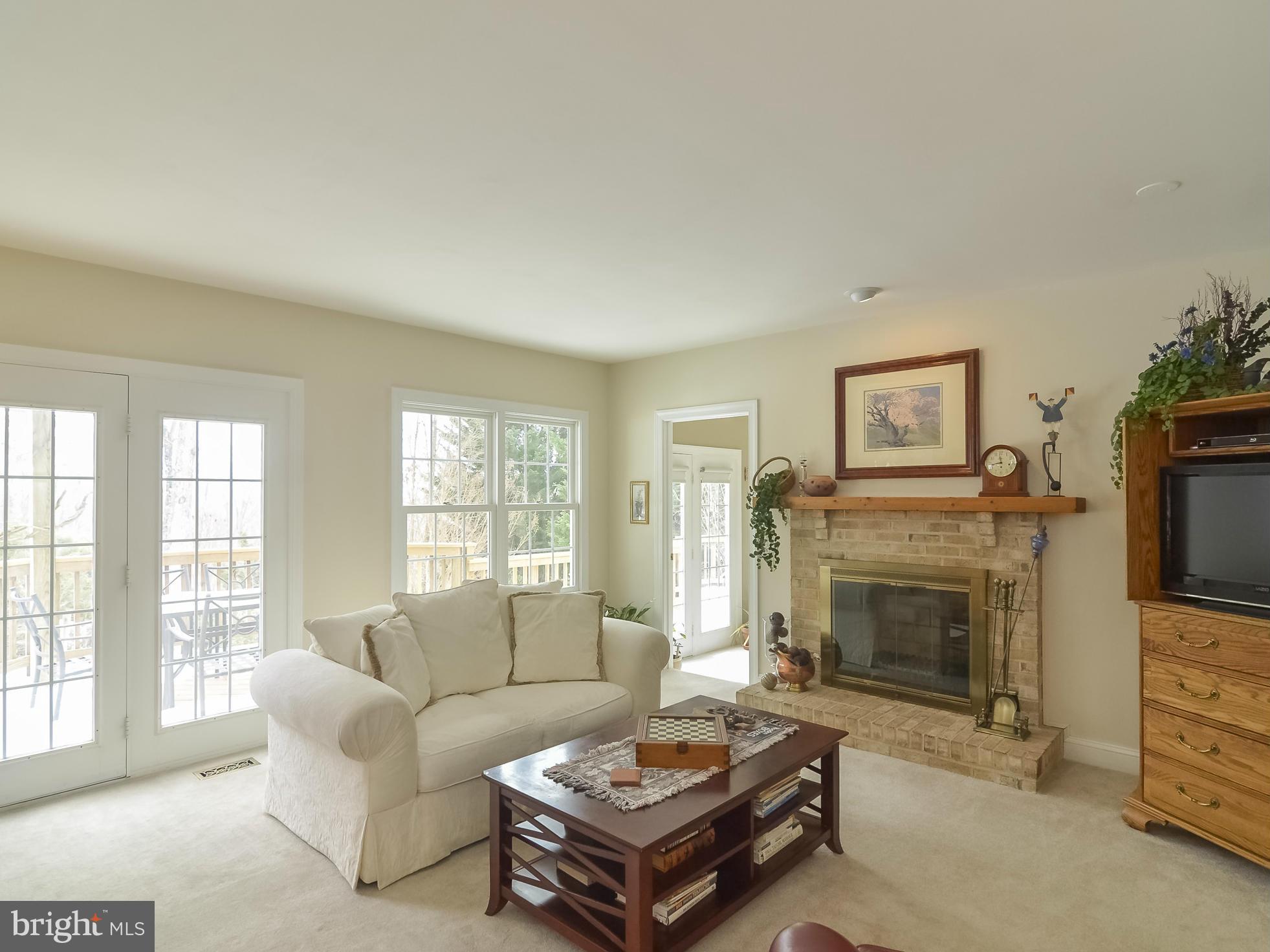 7131 Baldwin Ridge Road Warrenton, VA 20187 - Photo 14 of 30 Family Room