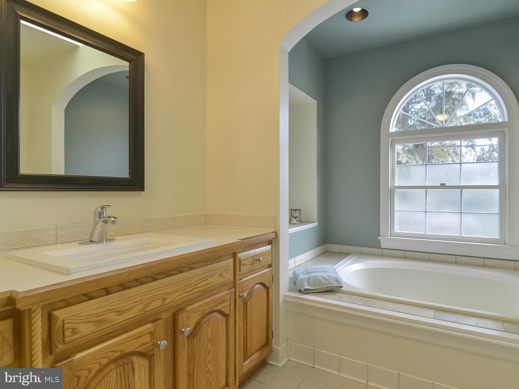 7131 Baldwin Ridge Road Warrenton, VA 20187 - Photo 21 of 30 Double vanity