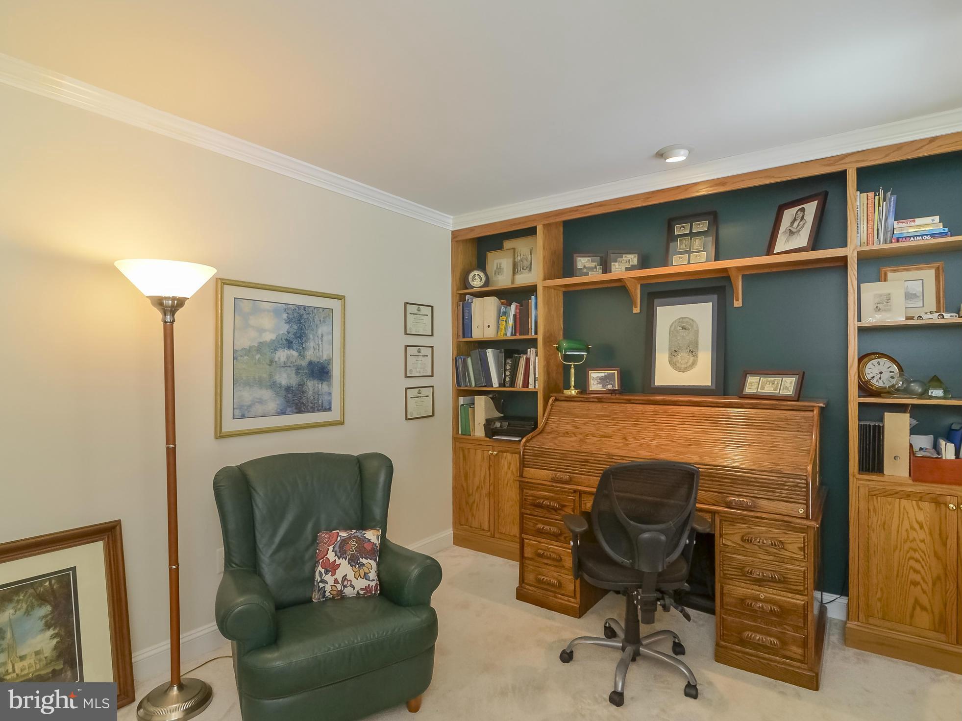 7131 Baldwin Ridge Road Warrenton, VA 20187 - Photo 7 of 30 Main level office