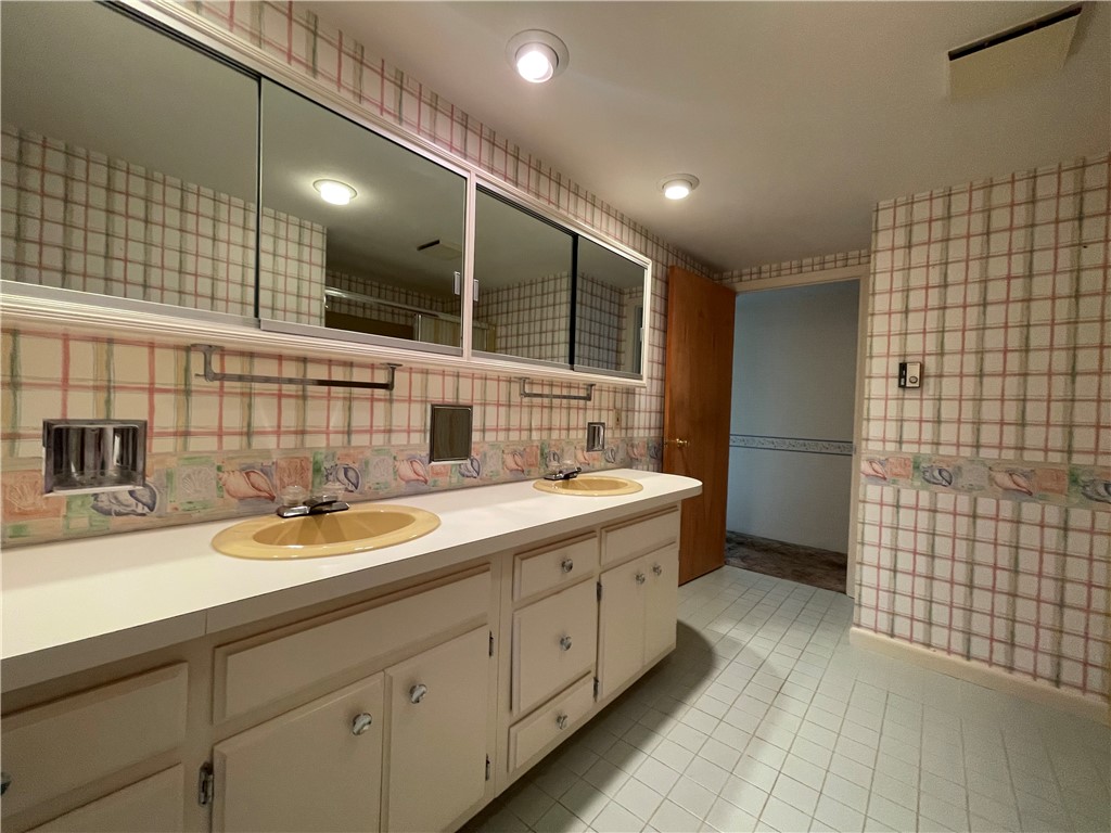 11 Anthony Drive Seneca Falls, NY 13148 - Photo 29 of 45