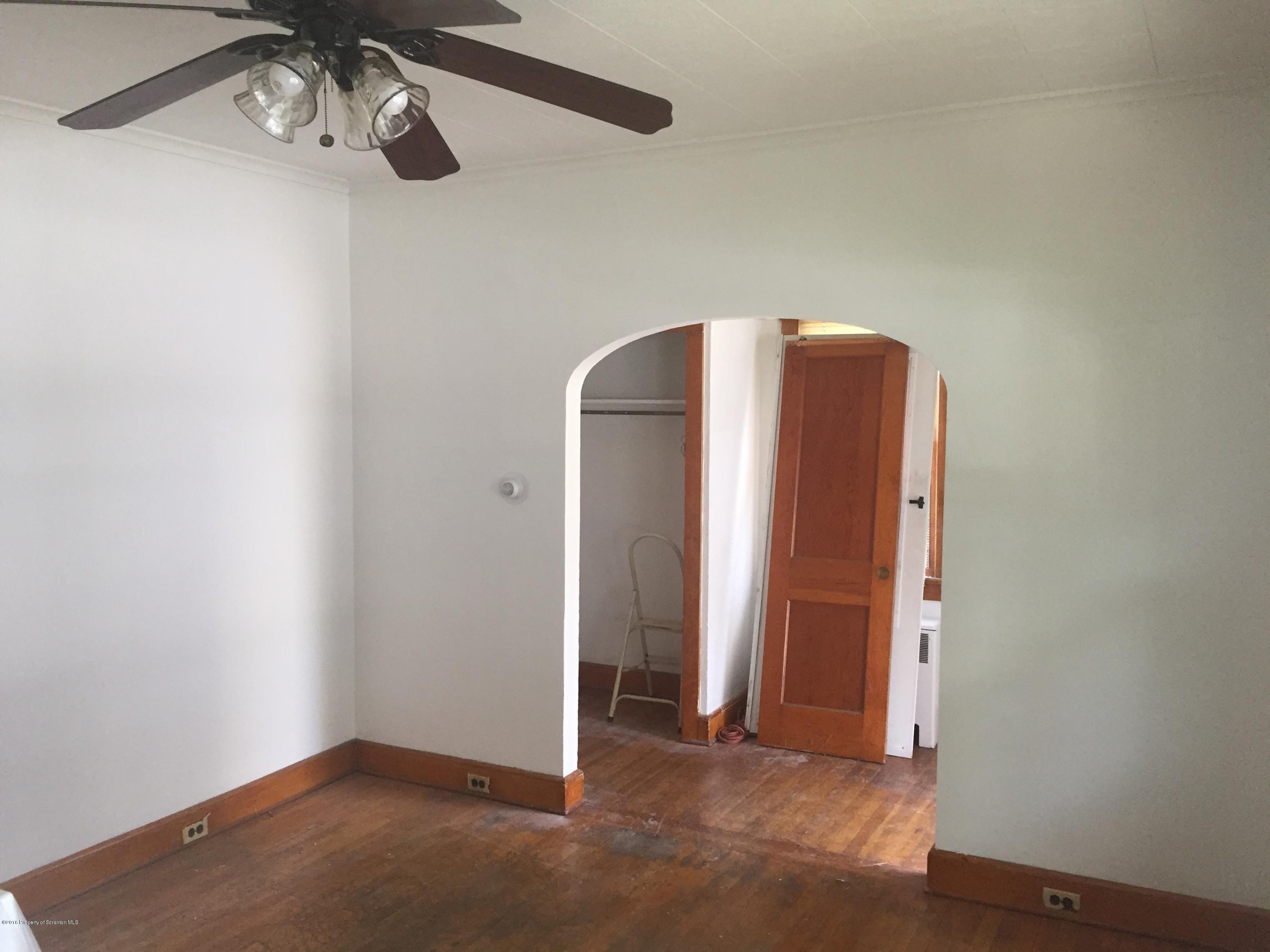 1506 Prospect Avenue Scranton, PA 18505 - Photo 3 of 17 Gallery Image 3