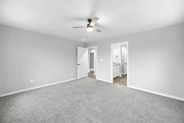$2,150 | 228 St Charles Drive, Springtown, TX 76082