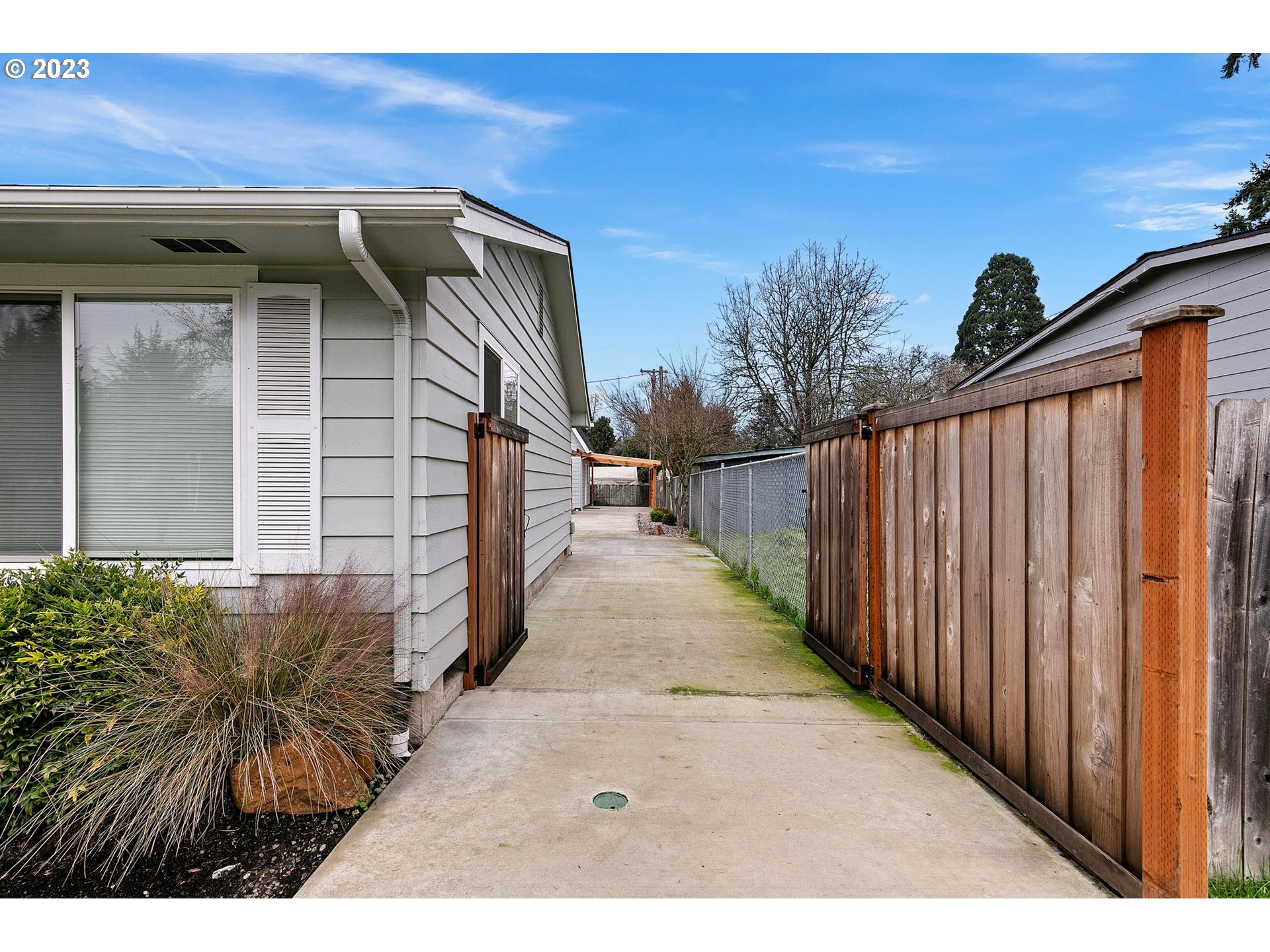 3335 Harlow Road Eugene, OR 97401 - Photo 17 of 42 Gallery Image 17
