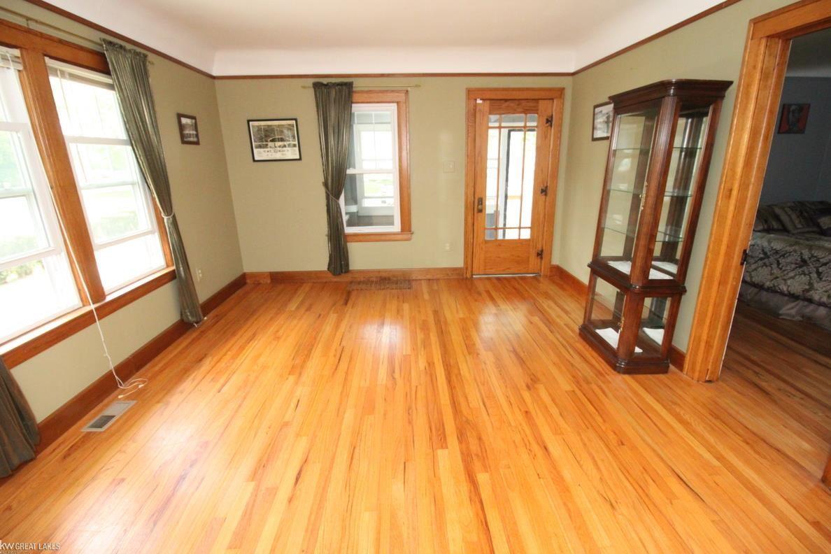 30 Riverside Drive Mount Clemens, MI 48043 - Photo 22 of 37 50080634-21.JPG