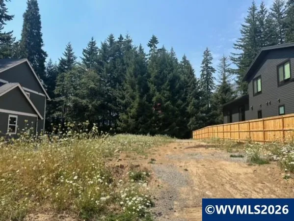 $189,900 | 310 Janice Court, Detroit, OR 97342