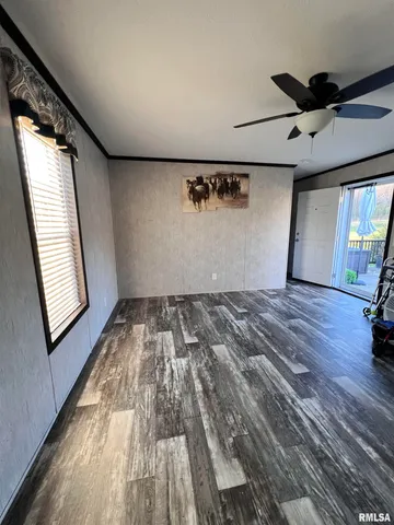 $159,500 | 860 North Lick Creek Road, Buncombe, IL 62912