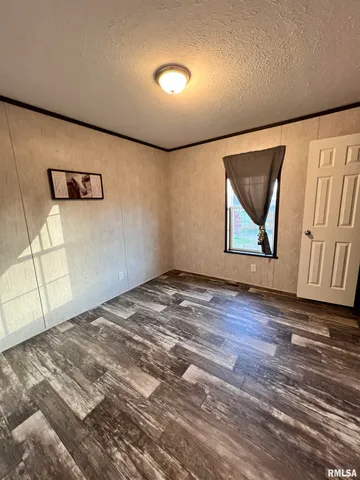 $159,500 | 860 North Lick Creek Road, Buncombe, IL 62912