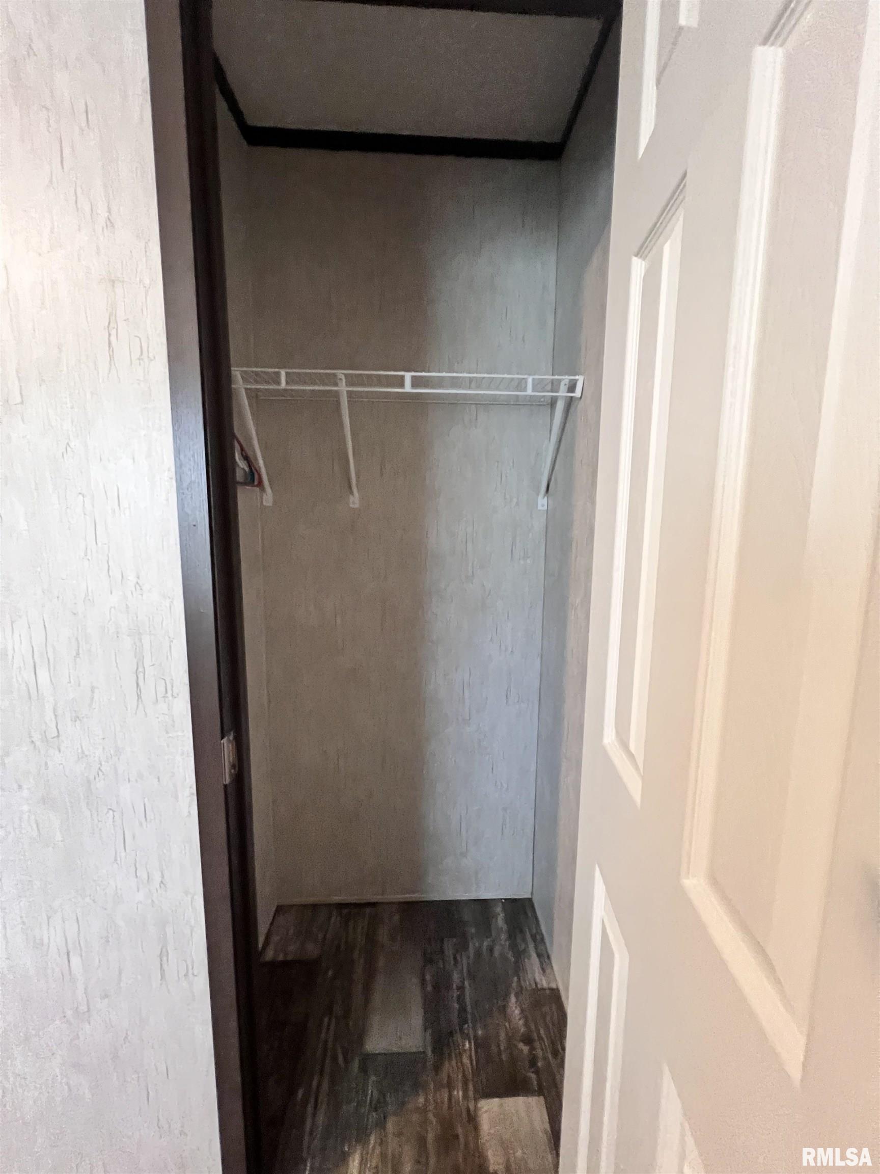 860 North Lick Creek Road Buncombe, IL 62912 - Photo 18 of 21