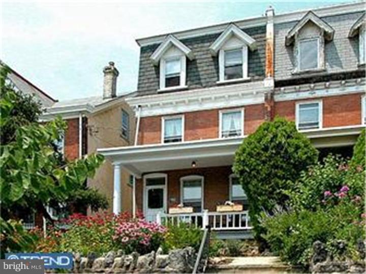 207 Rochelle Avenue Philadelphia, PA 19128 - Photo 1 of 25 Gallery Image 1