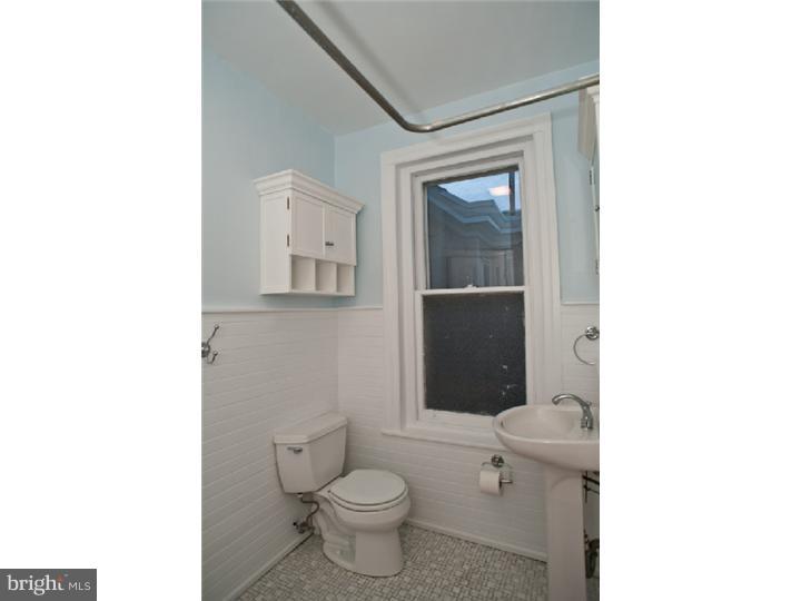 207 Rochelle Avenue Philadelphia, PA 19128 - Photo 16 of 25 Gallery Image 16