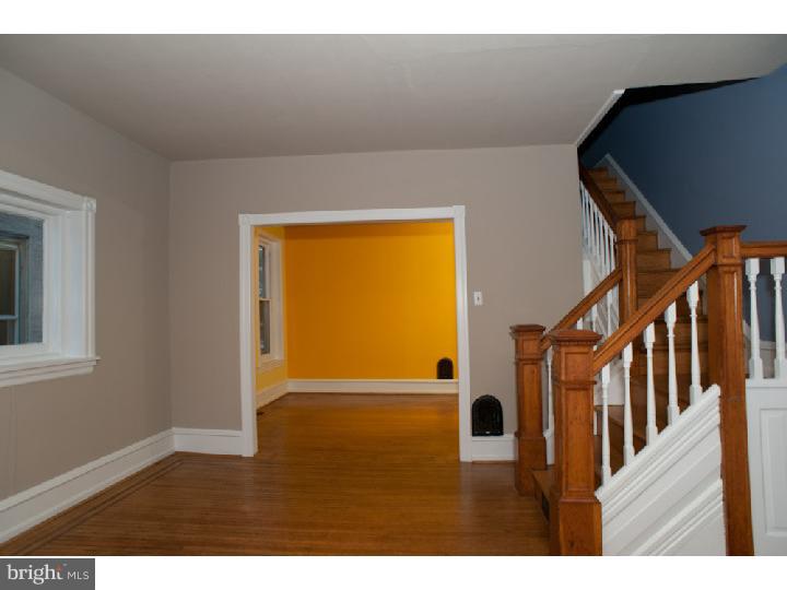 207 Rochelle Avenue Philadelphia, PA 19128 - Photo 3 of 25 Gallery Image 3