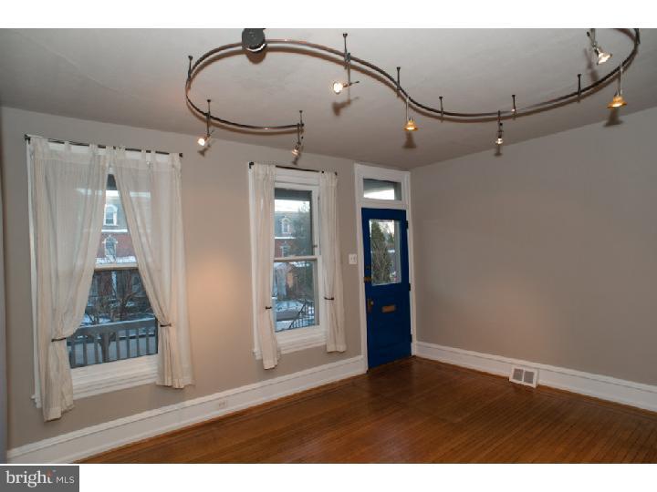 207 Rochelle Avenue Philadelphia, PA 19128 - Photo 5 of 25 Gallery Image 5