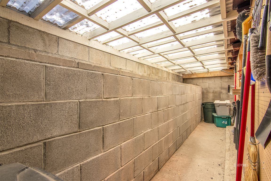54440 Valley-View Idyllwild, CA 92549 - Photo 43 of 53 a bathroom with a sink and a shower