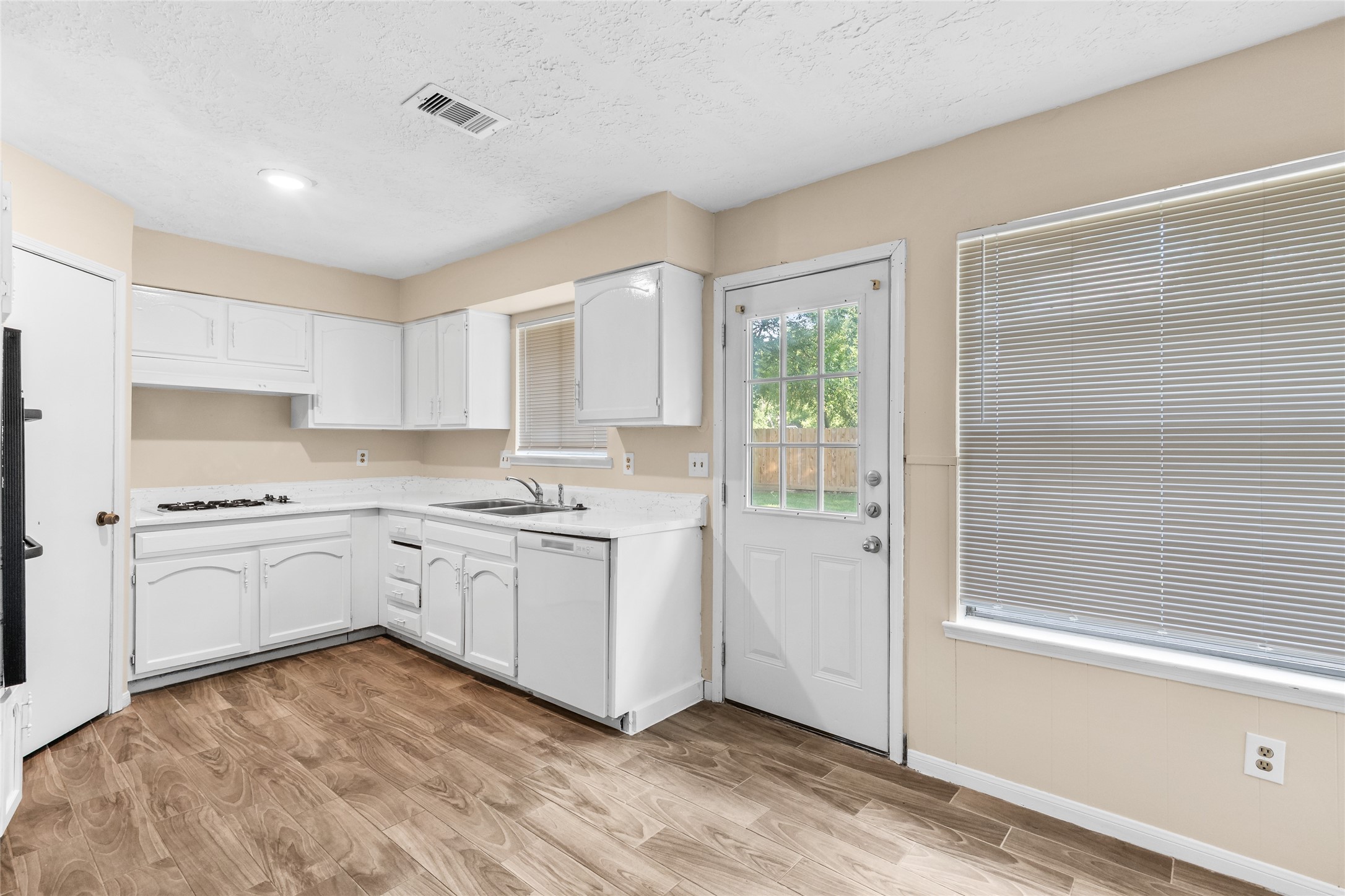 9603 Landry Boulevard Spring, TX 77379 - Photo 9 of 21