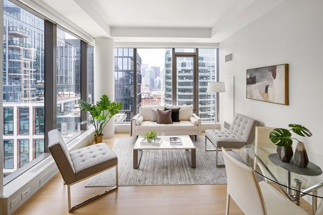 $1,600,000 | 135 Seaport Boulevard, Unit 1903, Boston, MA 02210