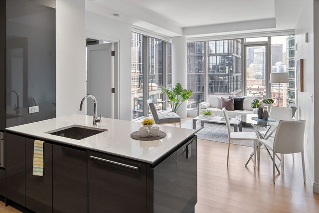 $1,600,000 | 135 Seaport Boulevard, Unit 1903, Boston, MA 02210