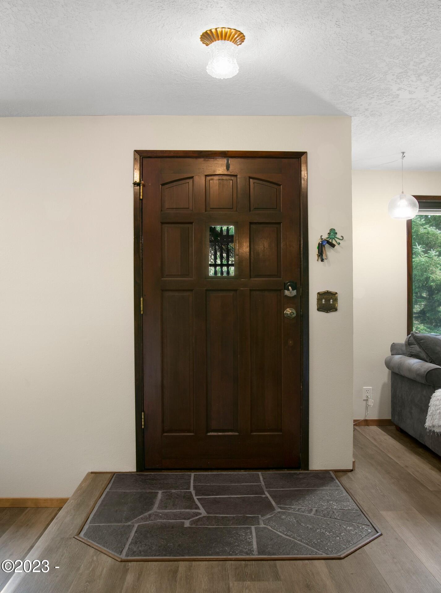 320 Northeast Rebel Road Waldport, OR 97394 - Photo 8 of 42 19