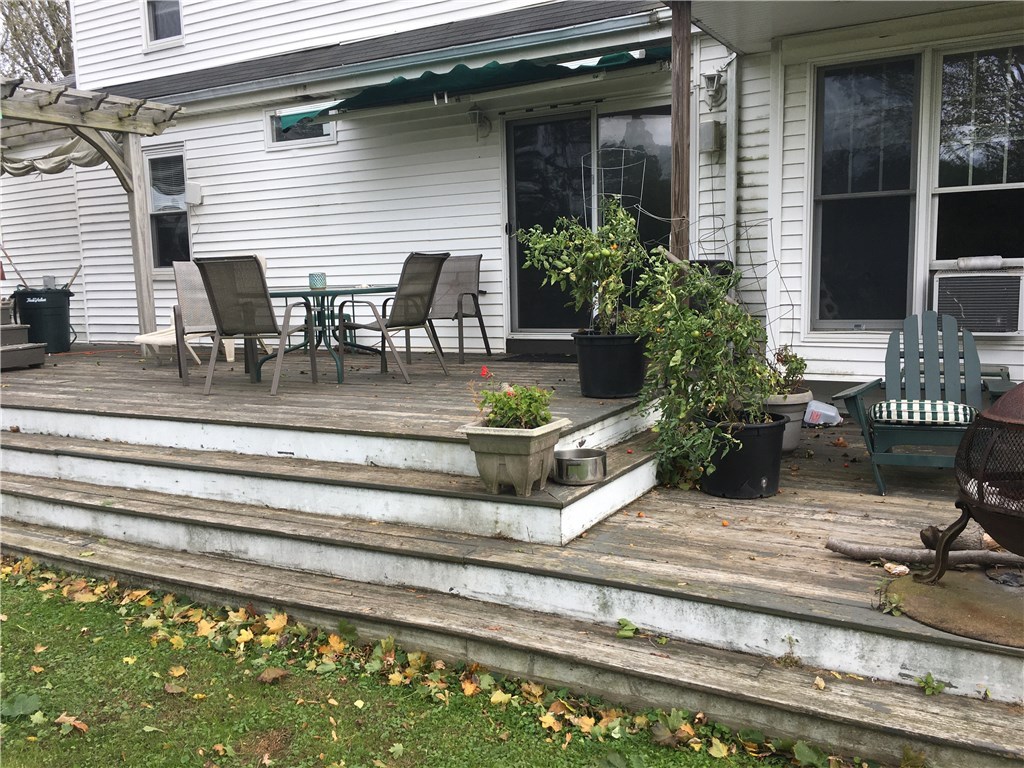 435 Turner Road Middletown, RI 02842 - Photo 5 of 22