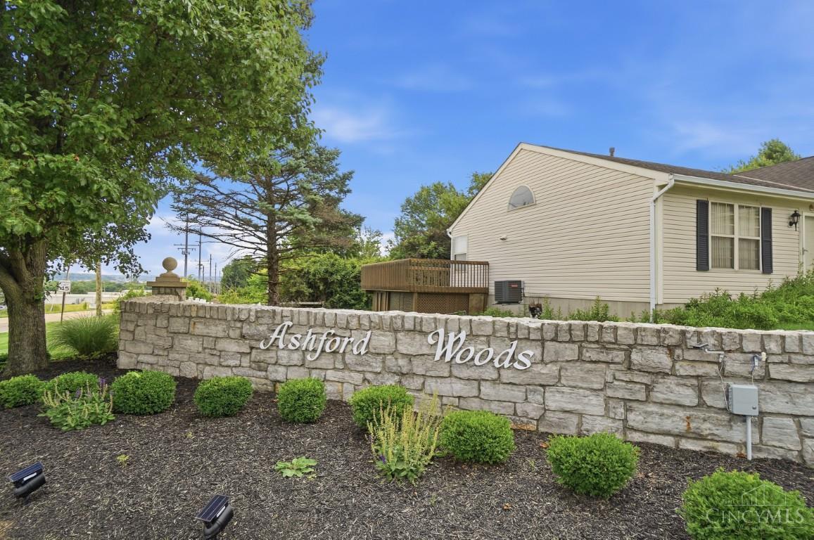 9575 Deer Track Road West Chester, OH 45069 - Photo 53 of 56