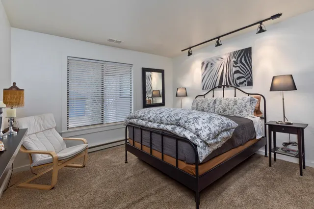 $589,000 | 48 Aspen Terrace, Unit 4, Crowley Lake, CA 93546