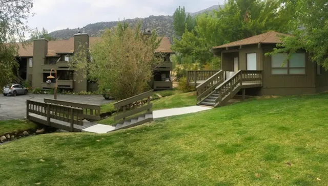 $589,000 | 48 Aspen Terrace, Unit 4, Crowley Lake, CA 93546
