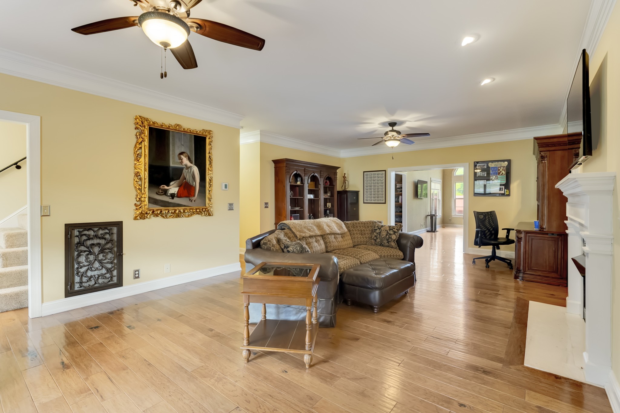1446 Kittrell Road Franklin, TN 37064 - Photo 8 of 71 a living room with furniture and a flat screen tv