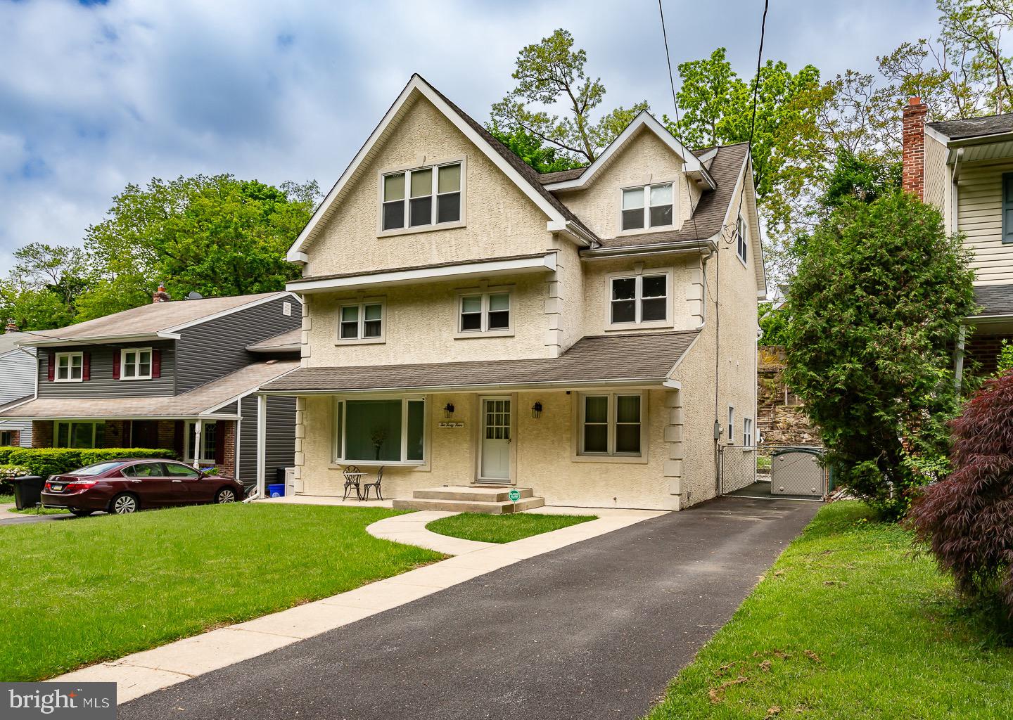244 Glendale Road Havertown, PA 19083 - Photo 1 of 53 Gallery Image 1