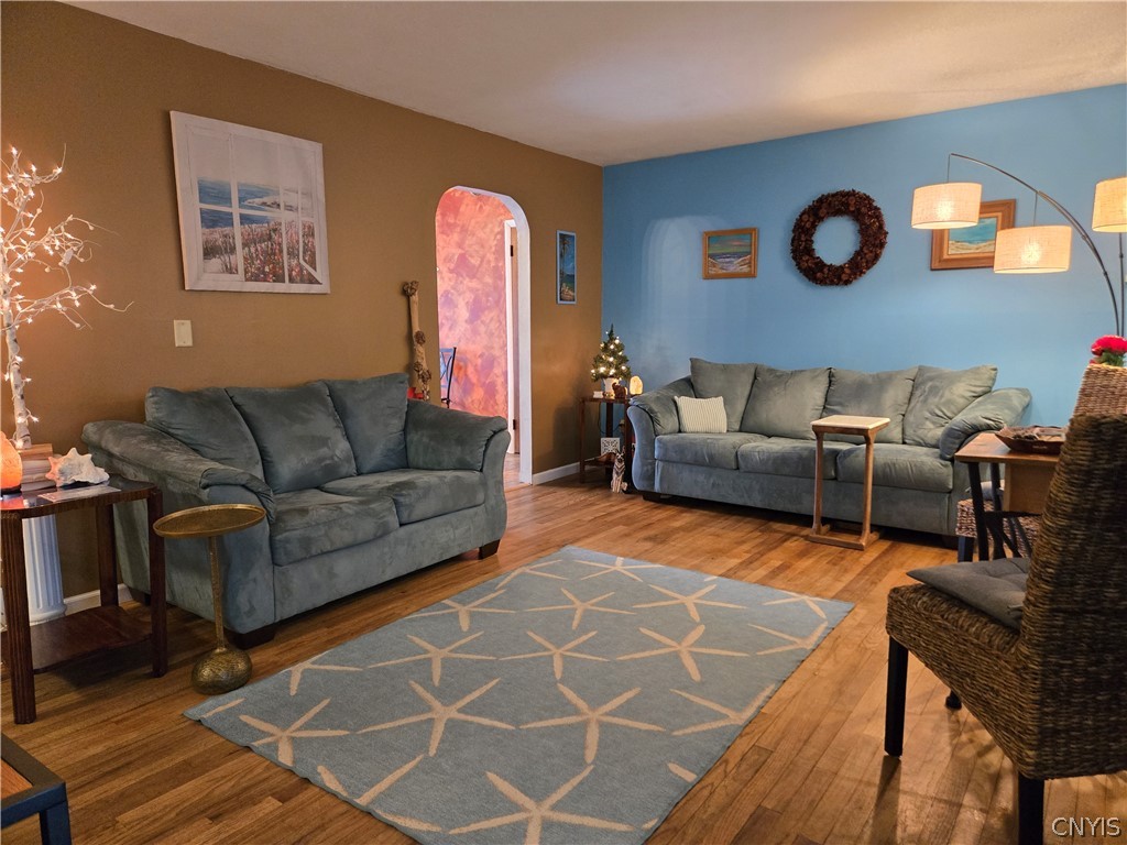 6651 Bishopp Road Rome, NY 13440 - Photo 5 of 24 The effortless transition between the living room