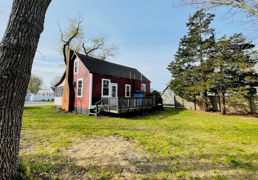 37 Lincoln Highway Wareham, MA 02571 - Photo 6 of 29 a view of a house with a yard