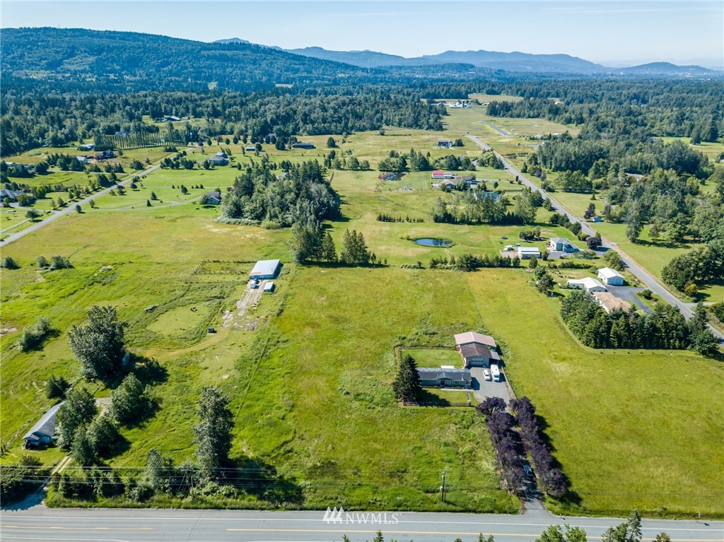 1475 East Smith Road Bellingham, WA 98226 - Photo 7 of 27 a view of a city with ocean view