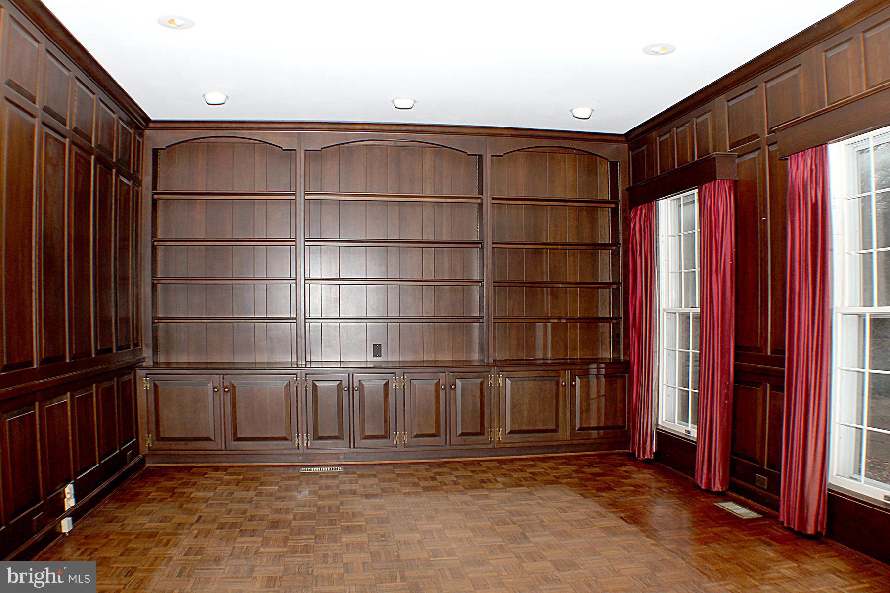 10900 Tara Road Rockville, MD 20854 - Photo 12 of 25 Office