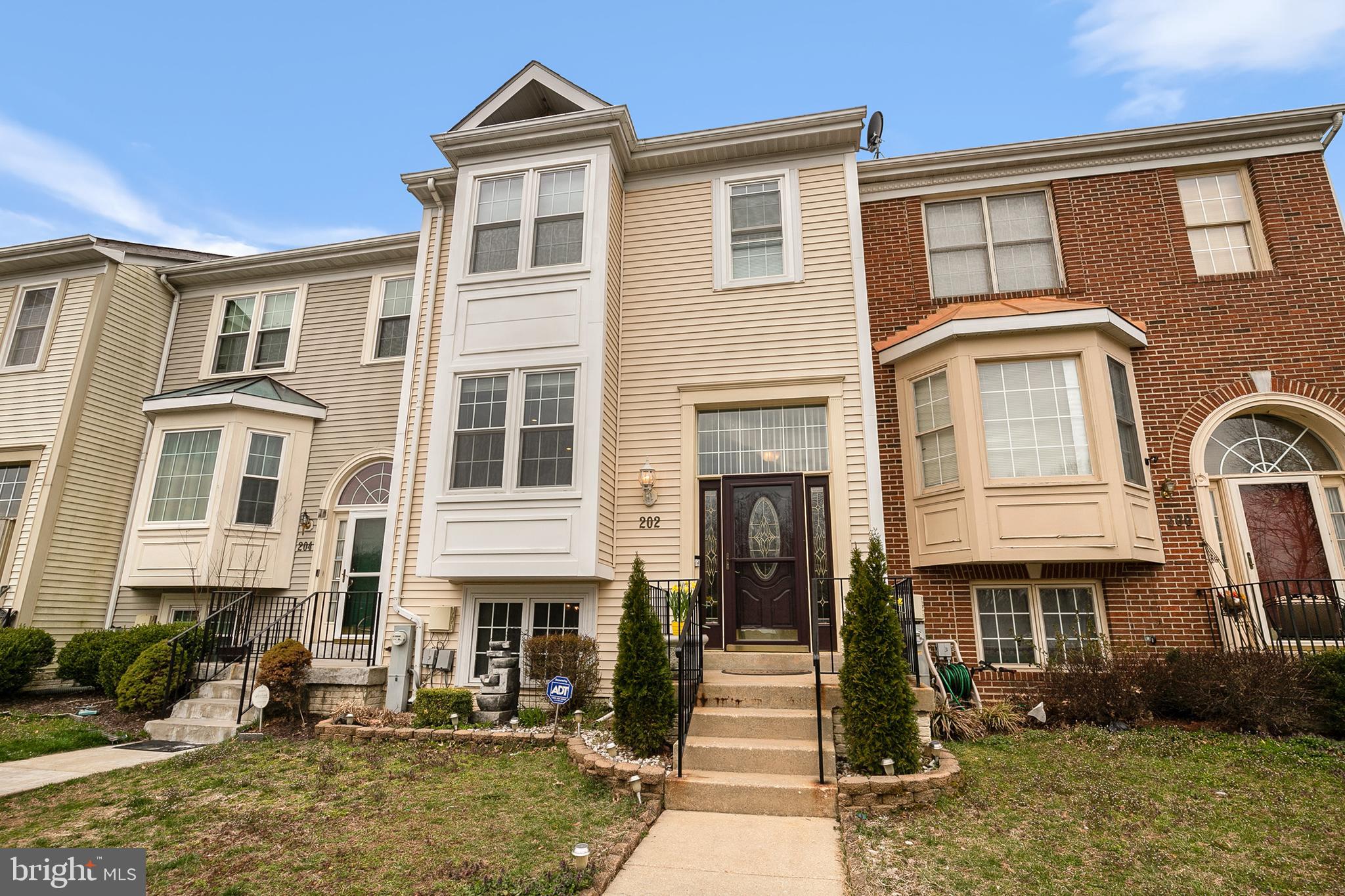 202 Commodore Way Odenton, MD 21113 - Photo 1 of 37 Gallery Image 1