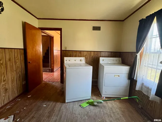 $30,000 | 202 West Burlington Street, St. David, IL 61563