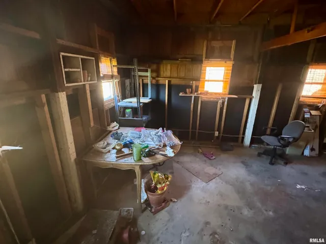 $30,000 | 202 West Burlington Street, St. David, IL 61563