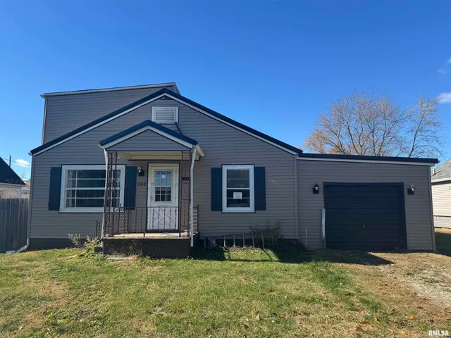 $30,000 | 202 West Burlington Street, St. David, IL 61563