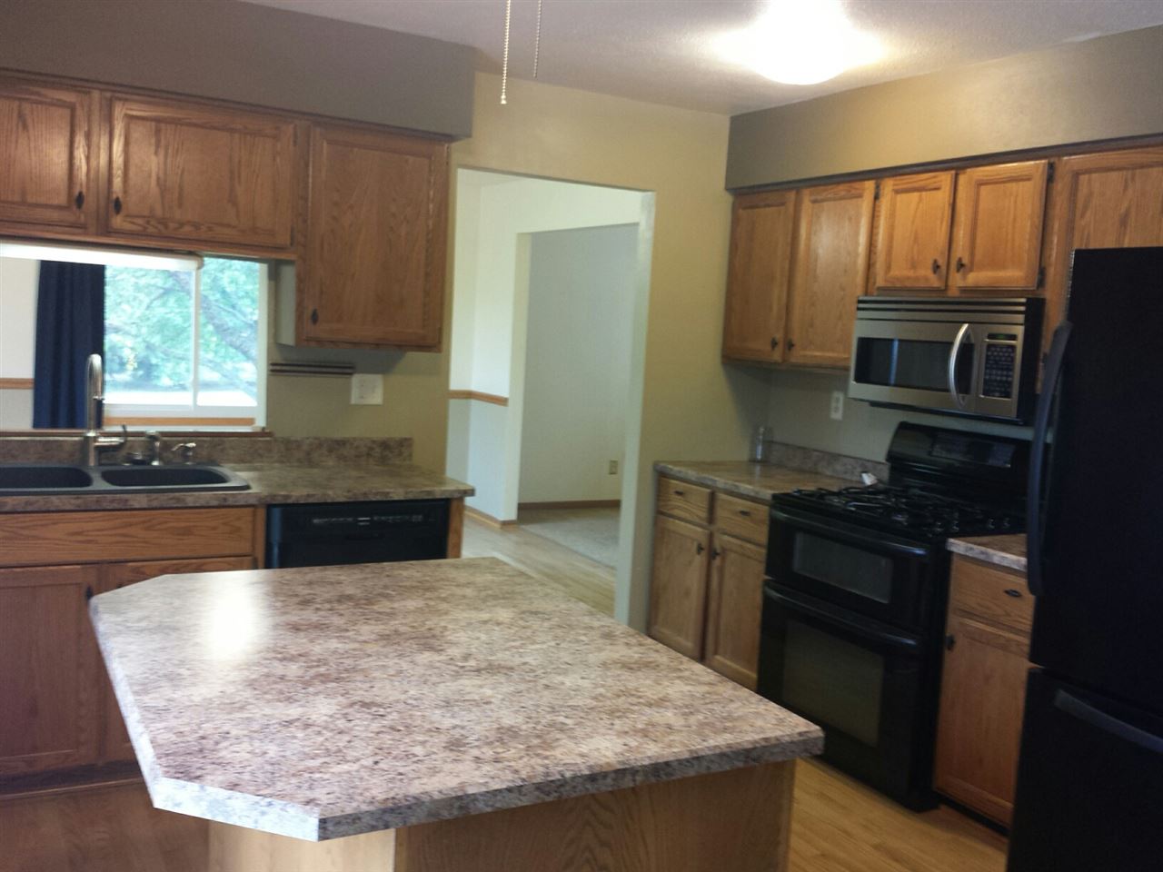 6128 Upper Ridge Way Roscoe, IL 61073 - Photo 9 of 25 Gallery Image 9