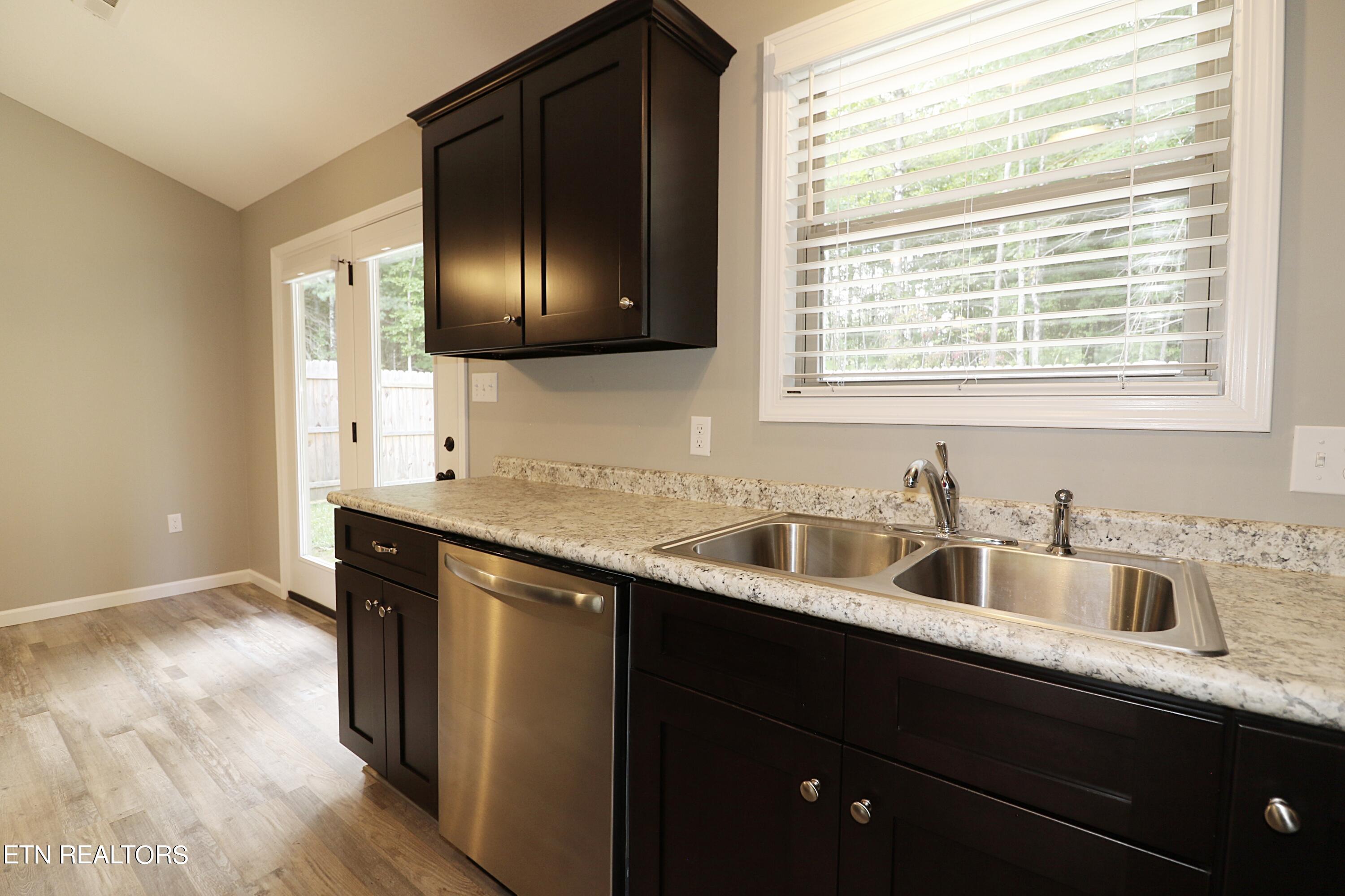 270 Kayla Lane Oneida, TN 37841 - Photo 13 of 56 094A4330