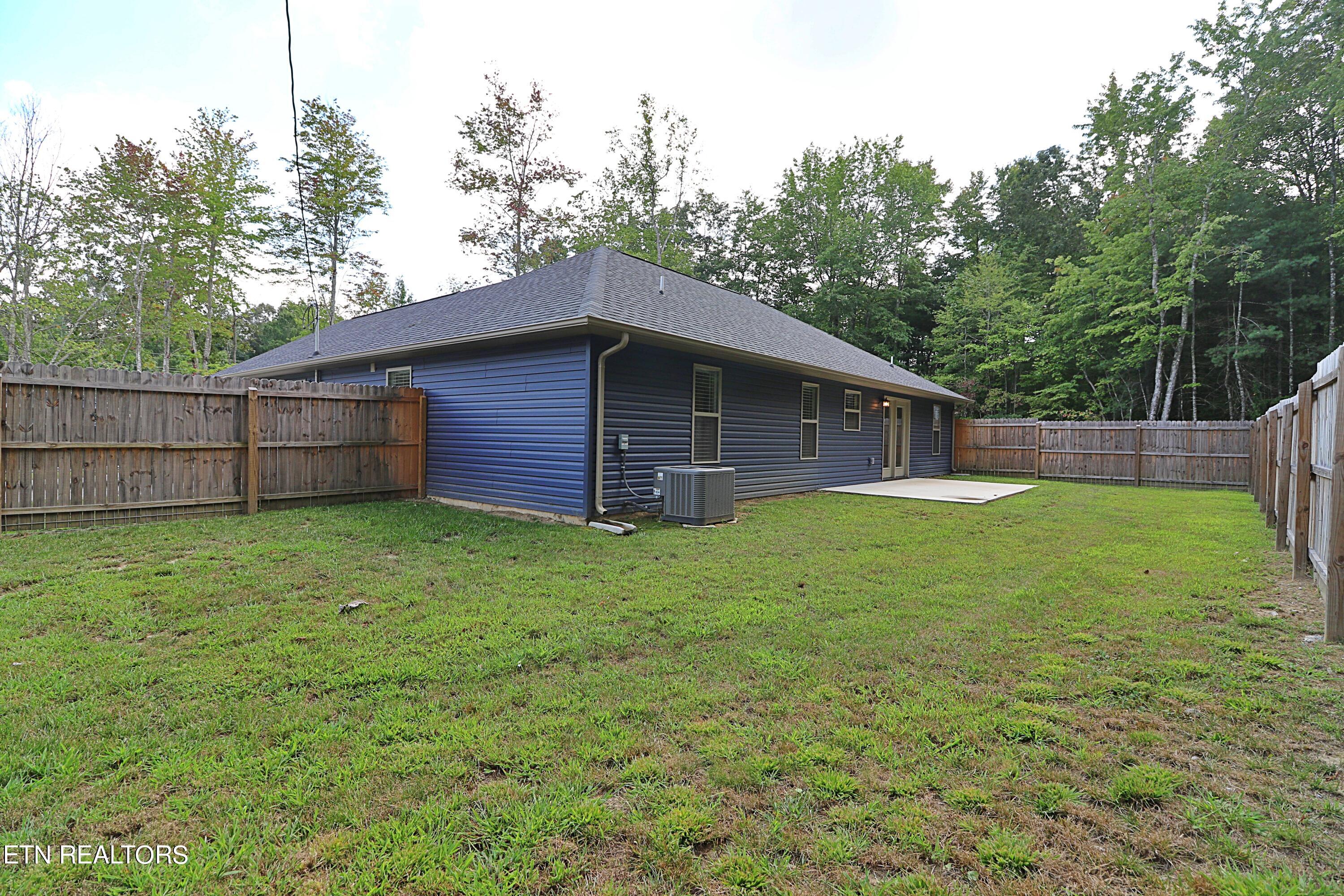 270 Kayla Lane Oneida, TN 37841 - Photo 16 of 56 094A4278