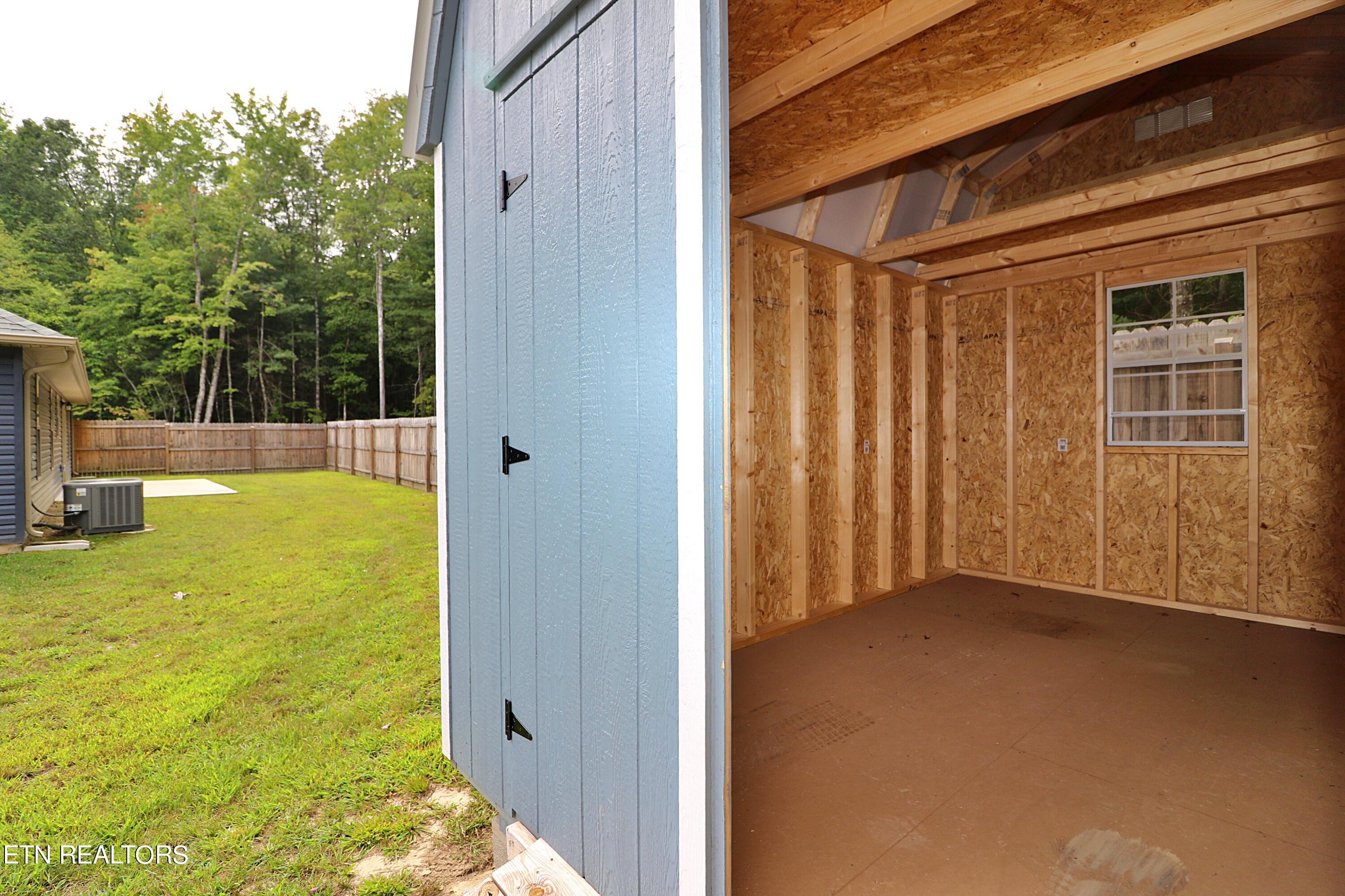 270 Kayla Lane Oneida, TN 37841 - Photo 20 of 56 094A4374